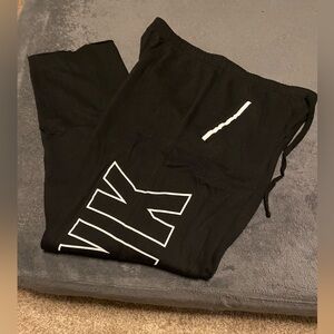 Victoria’s Secret pink boyfriend fit logo lounge pants